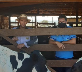 Seja um fornecedor de leite Coopatos